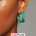 گوشواره میخی رزینی نیم حلقه لاجوردی