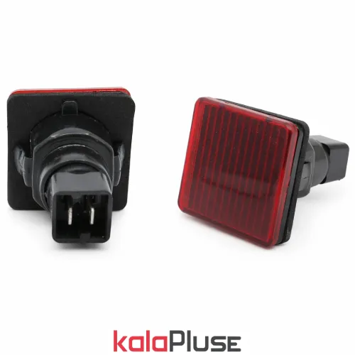 چراغ لای درب سمند